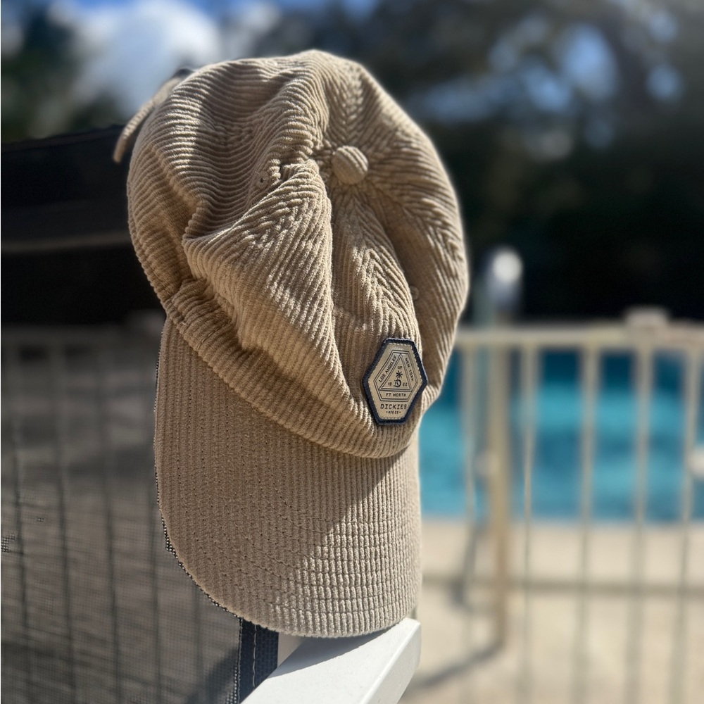 Dickies Corduroy Baseball Cap in Khaki